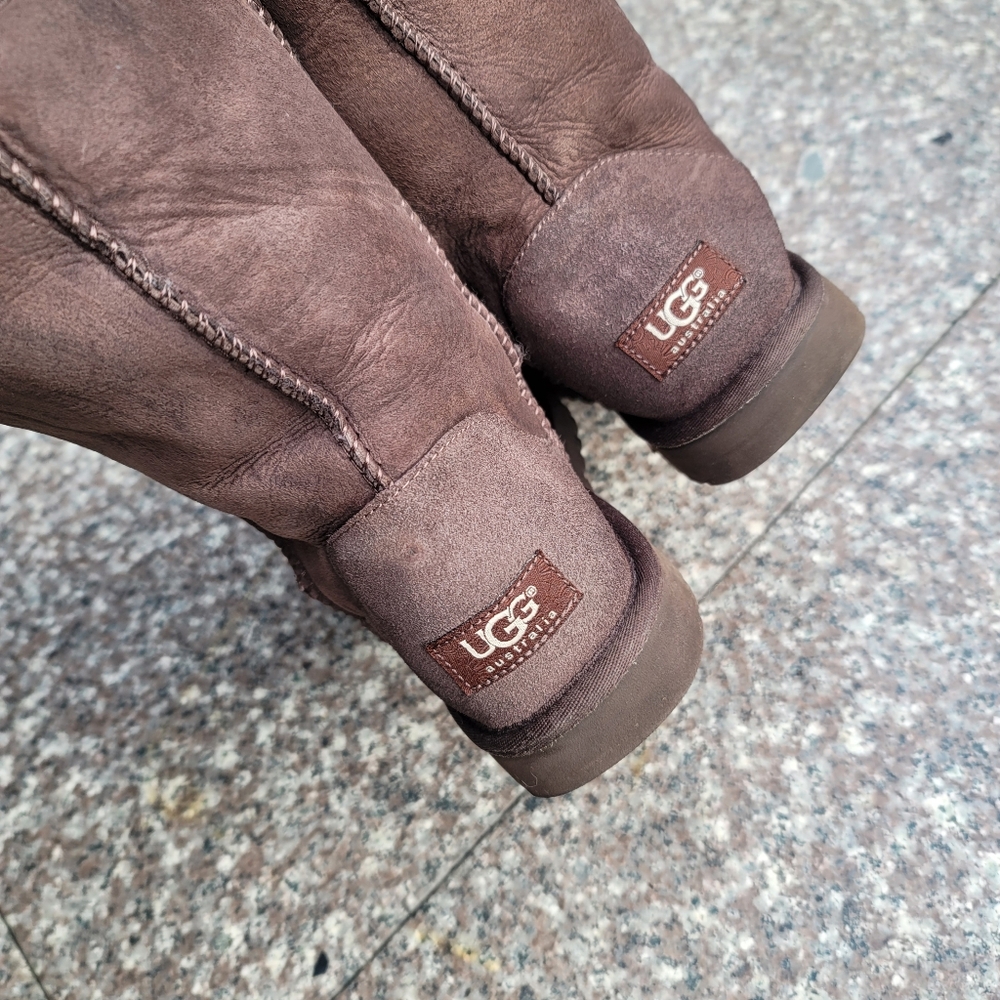 Ugg Boots - image 7
